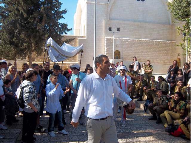 לירן לוי בר מצווה בכותל